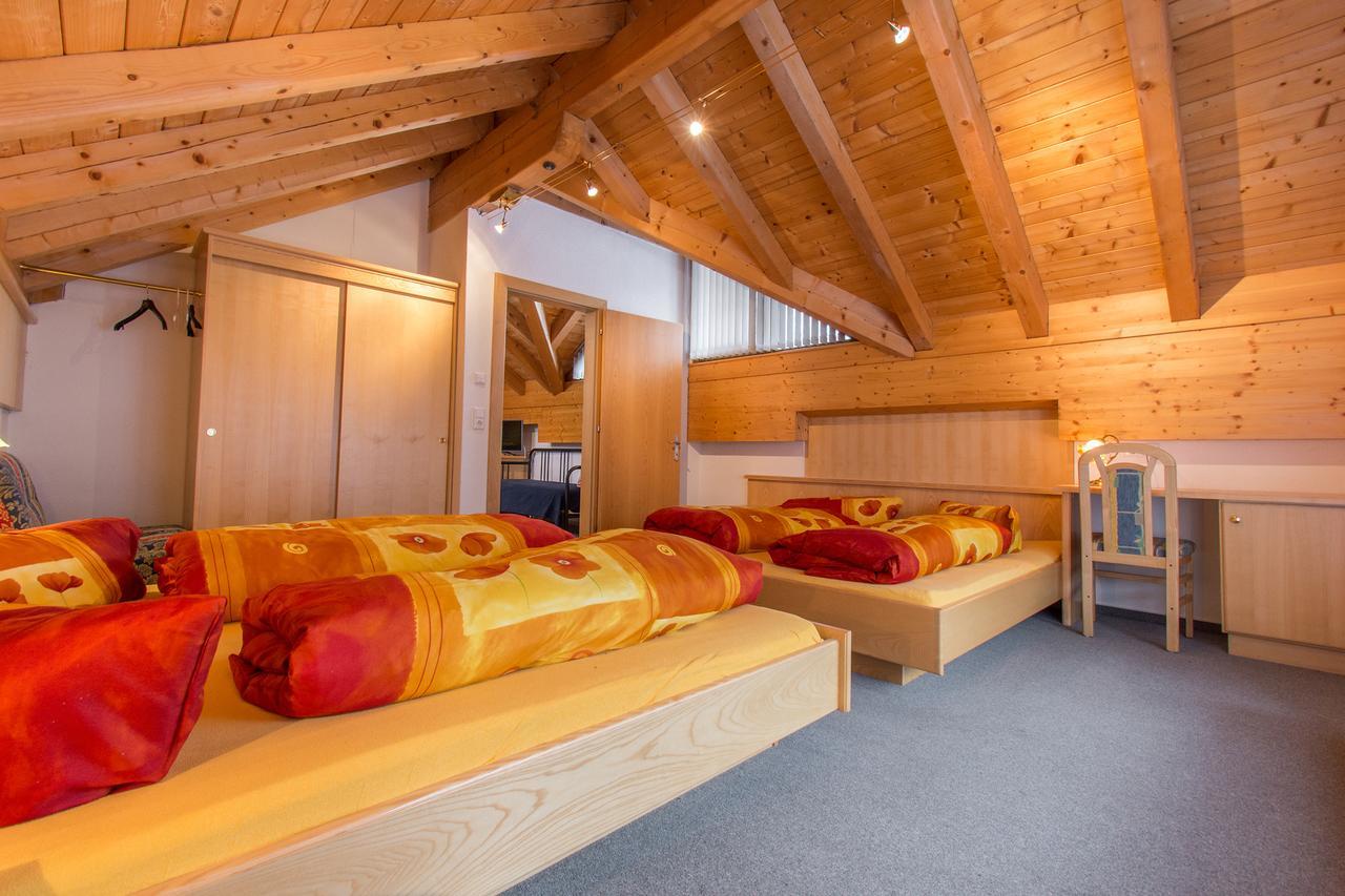 Hotel Haus Dorfschmied à Flirsch Extérieur photo