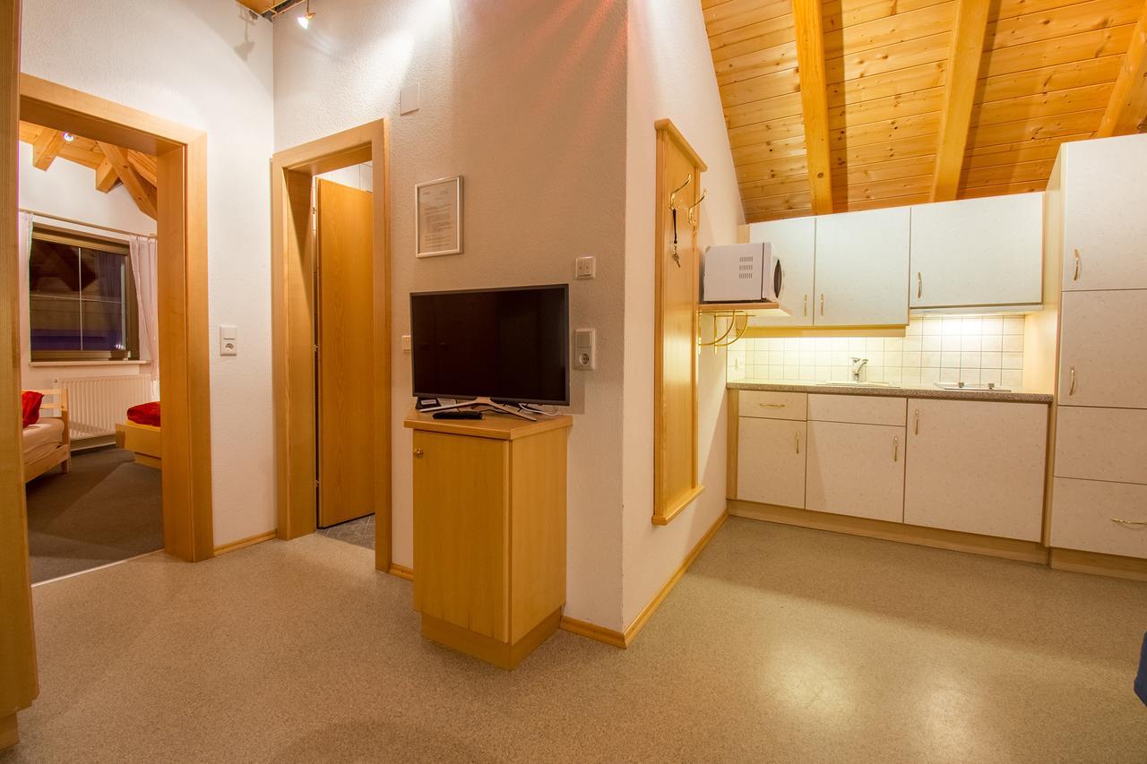 Hotel Haus Dorfschmied à Flirsch Extérieur photo