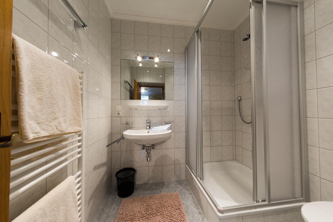 Hotel Haus Dorfschmied à Flirsch Extérieur photo